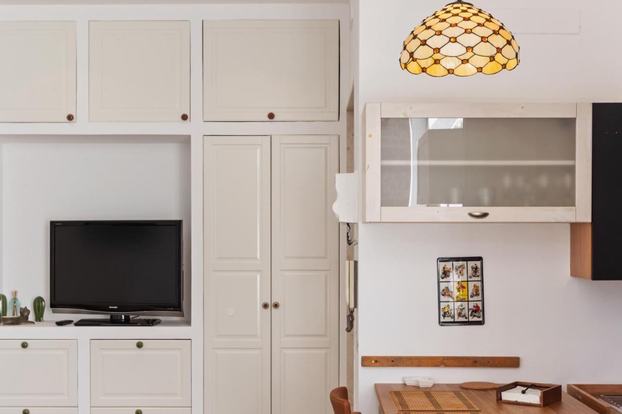 Madonella Apartment Con Terrazzo Бари Экстерьер фото